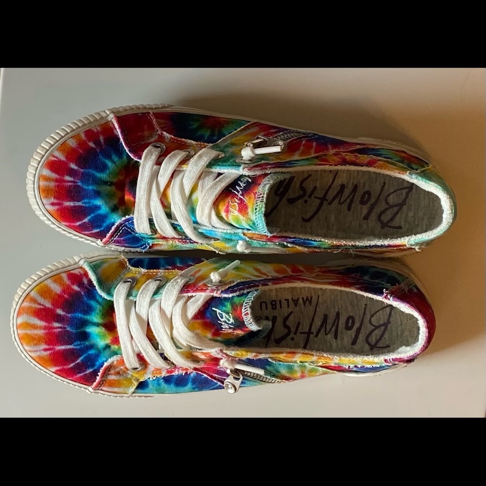 Women’s shoes, by Blowfish, size 9